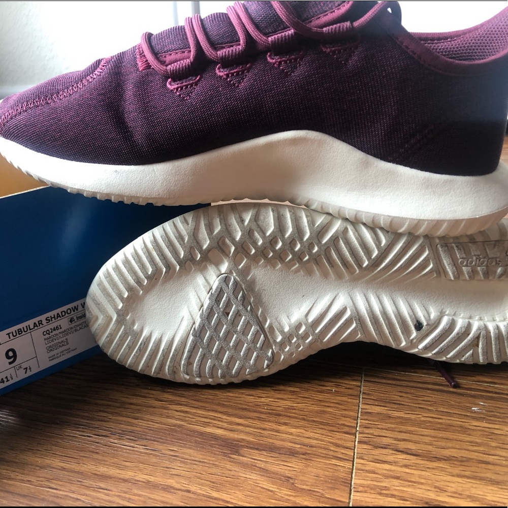 Adidas Maroon Sneakers - Picture 3 of 4
